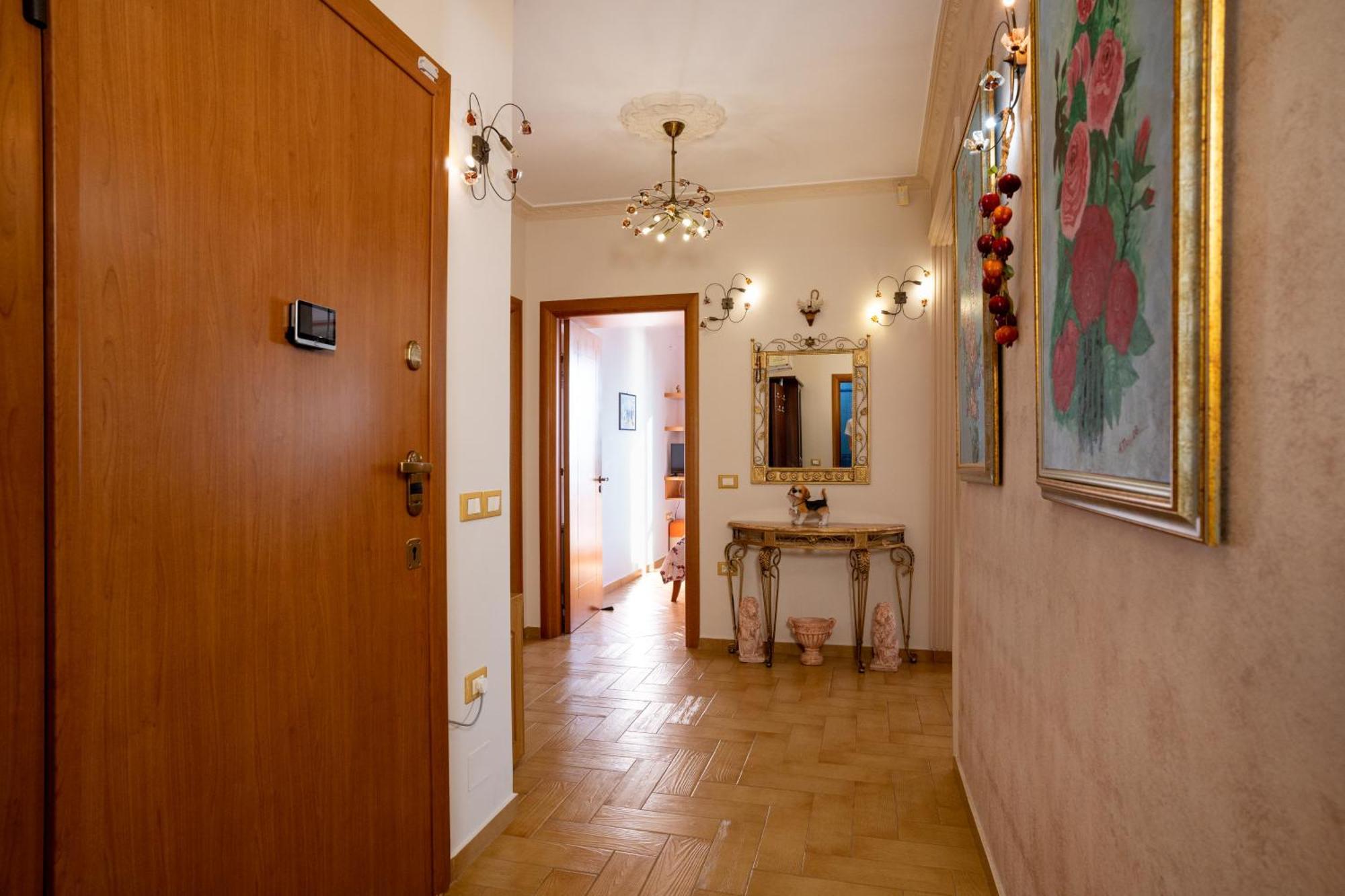 Appartement Beachfront 3 Bedroom With Sea View